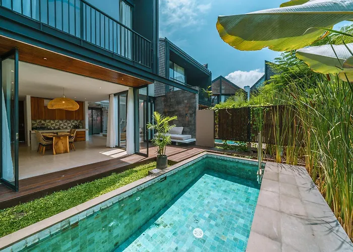 Villa Rizr: Industrial 3br Nearby Berawa *