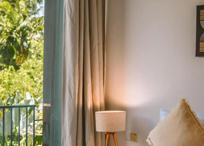Rizr: Industrial 3br Nearby Berawa Canggu (Bali)