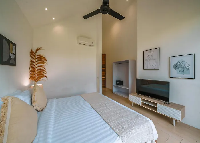 Rizr: Industrial 3br Nearby Berawa * Canggu (Bali)
