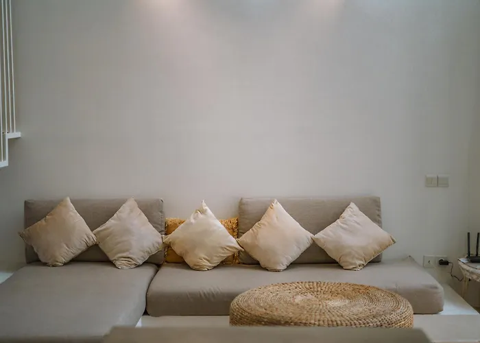 Rizr: Industrial 3br Nearby Berawa * Canggu (Bali)
